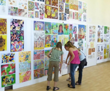 artandme_53345fffd9b3d.jpg